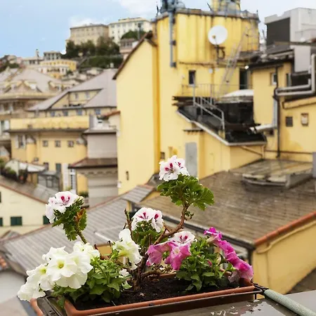 Con Vista In Xxv Aprile By Wonderful Italy *